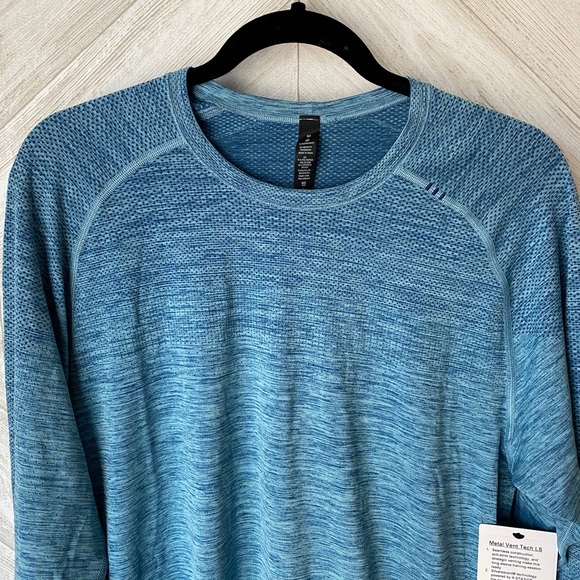 🍋Lululemon Metal Vent Tech Long Sleeve🍋 - Picture 7 of 11